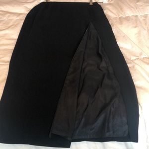 Stylish Slit Maxi Skirt Full-length Black A-line Skirt with Zip Slit